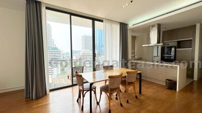 2 Bedrooms condo on high floor with balcony - Domus Sukhumvit 16