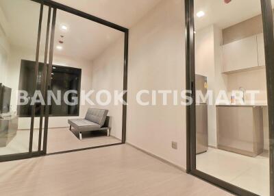 Condo at Life Asoke-Rama 9 for rent