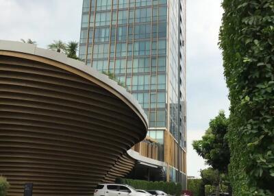 The Monument Thonglor 2 bedroom condo for sale with a tenant