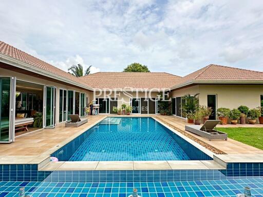 Sedona Villas – 3 bed 4 bath in East Pattaya PP10617