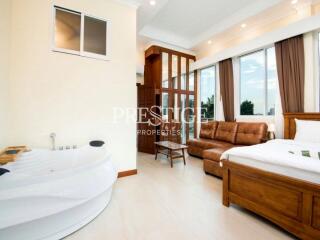 Hotel For Sale – 23 bed 31 bath in Pratamnak PP10612