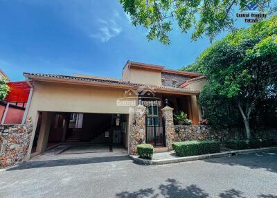 Exceptional, 3 bedroom, 3 bathroom, pool villa for sale in East Pattaya.