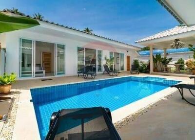 4 Bedrooms villa for rent