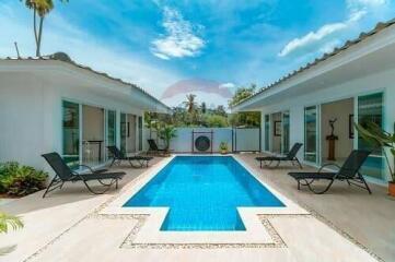 4 Bedrooms villa for rent