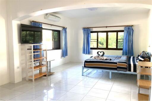 Villa  9 bedrooms  for rent in Lamai