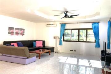 Villa  9 bedrooms  for rent in Lamai