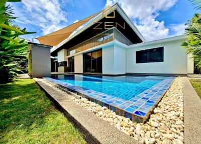 Classy Villa with 3 Bedrooms in Bang Tao for Rent