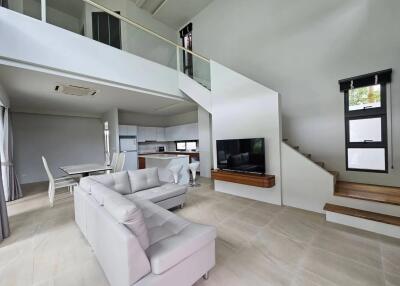 Modern House with 3 Bedrooms in Bang Tao for Rent