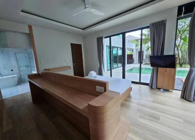 Modern House with 3 Bedrooms in Bang Tao for Rent