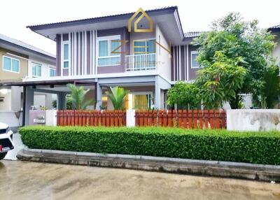 Modern House with 4 Bedrooms in Koh Kaew for Sale