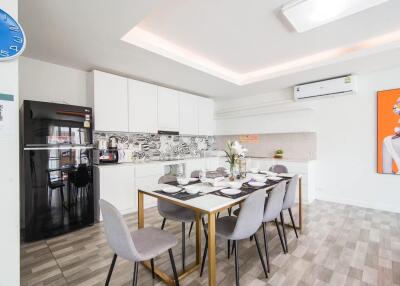 Modern kitchen with dining area