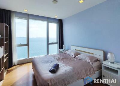 Most popular Beachfront condo in Wongamat beach!