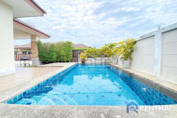 Ready to move in Luxury Pool Villa at Huai Yai