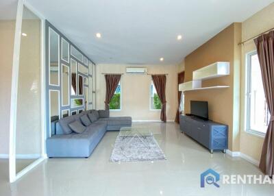 Ready to move in Luxury Pool Villa at Huai Yai