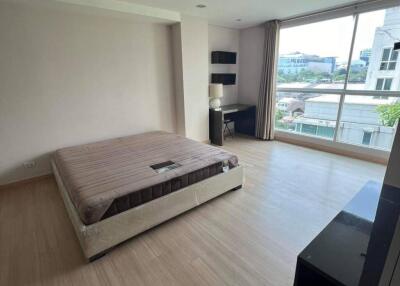 2 Bed 2 Bath 80 SQ.M The Address Pathumwan