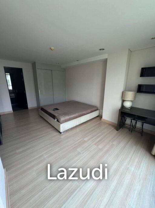 2 Bed 2 Bath 80 SQ.M The Address Pathumwan