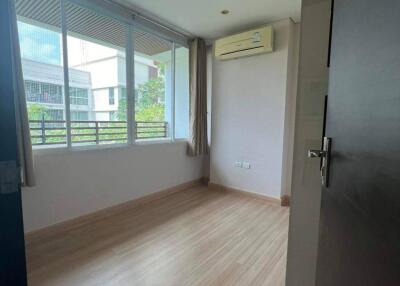 2 Bed 2 Bath 80 SQ.M The Address Pathumwan