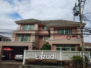 4 Bed 4 Bath Detached House in Pattanakarn 50