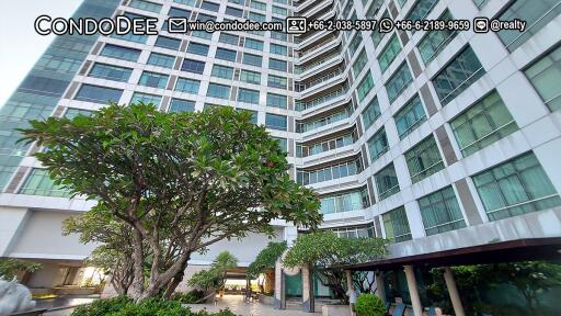 Spacious 1-Bedroom Condo Taksin Bridge View