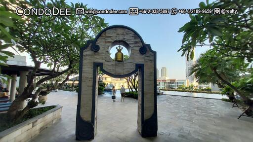 Spacious 1-Bedroom Condo Taksin Bridge View