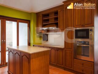 4 Bed 4 Bath in Najomtien HR2763