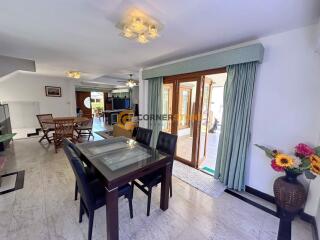 7 bedroom House in Central Park 4 East Pattaya