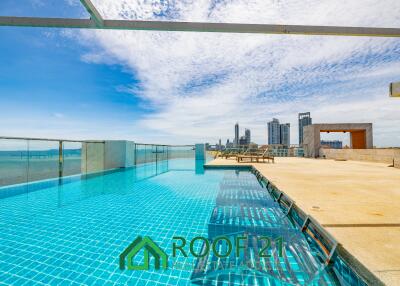 SALE Waters Edge Condo 1 Bedroom with Furniture and stunning seaview 70 Sqm A luxury Beachfront Condo in Na Jomtien / S-0843K