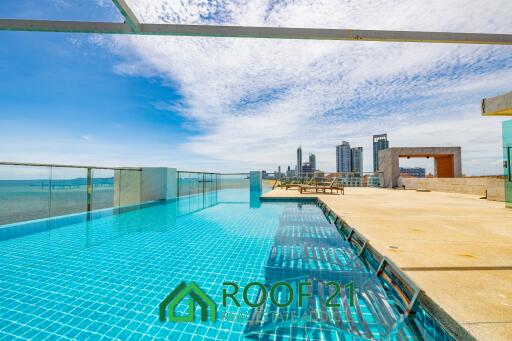 SALE Waters Edge Condo 1 Bedroom with Furniture and stunning seaview 70 Sqm A luxury Beachfront Condo in Na Jomtien / S-0843K