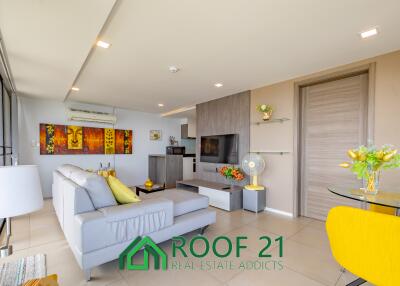 SALE Waters Edge Condo 1 Bedroom with Furniture and stunning seaview 70 Sqm A luxury Beachfront Condo in Na Jomtien / S-0843K