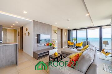 SALE Waters Edge Condo 1 Bedroom with Furniture and stunning seaview 70 Sqm A luxury Beachfront Condo in Na Jomtien / S-0843K