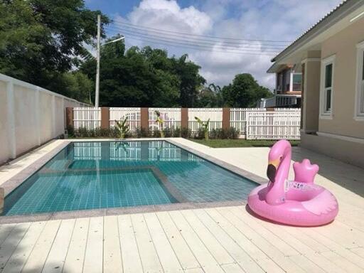 Pool Villa for Rent in Ton Pao, San Kamphaeng