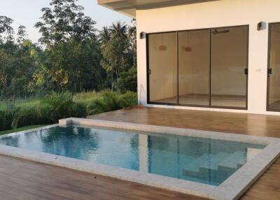 3 bedroom pool villa for sale in Koh Phangan