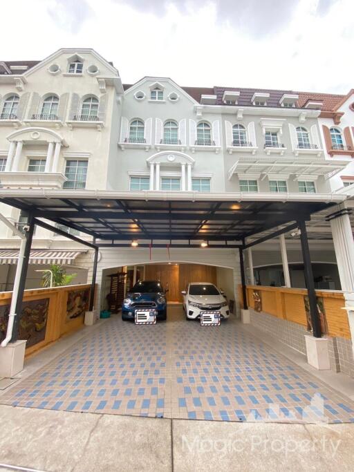 4 Bedroom Townhouse for Sale in Baan Klang Krung Sathorn - Thanon Chan