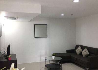 2-BR Condo at The Waterford Diamond Tower Sukhumvit near BTS Phrom Phong