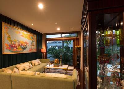 Luxury 5 Bed with private pool for sale in Saraphi, Chiang Mai