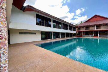 Large house 12 beds for sale in Doi Saket, Chiang Mai