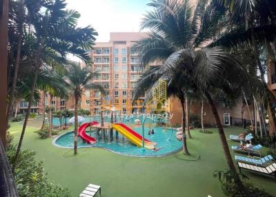 2 Bedrooms Condo in Atlantis Condo Resort Jomtien C011946