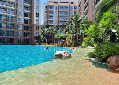 2 Bedrooms Condo in Atlantis Condo Resort Jomtien C011946