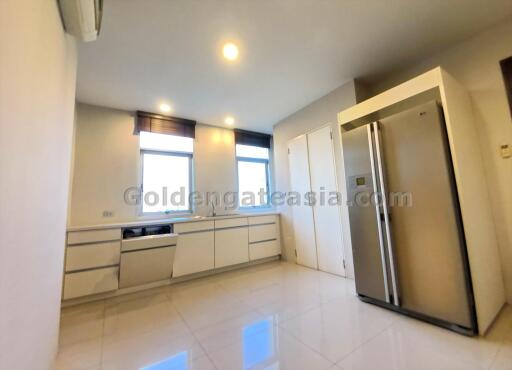 4 Bedrooms Penthouse Apartment For Rent - Sathorn