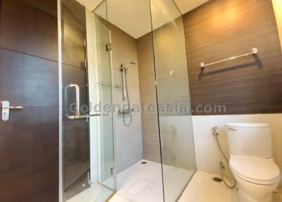 4 Bedrooms Penthouse Apartment For Rent - Sathorn