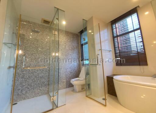 4 Bedrooms Penthouse Apartment For Rent - Sathorn