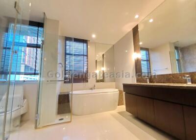 4 Bedrooms Penthouse Apartment For Rent - Sathorn