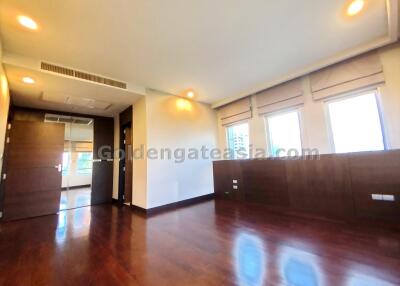 4 Bedrooms Penthouse Apartment For Rent - Sathorn