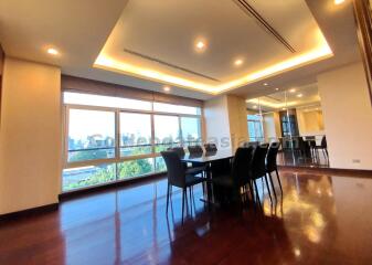 4 Bedrooms Penthouse Apartment For Rent - Sathorn