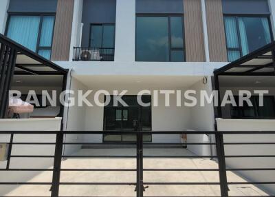 Townhouse at Pleno Vibhavadi - Donmueng for sale