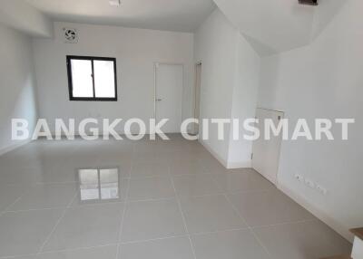 Townhouse at Pleno Vibhavadi - Donmueng for sale