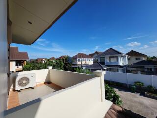 3 Bedrooms House in Pattaya Park Hill North Pattaya H011716