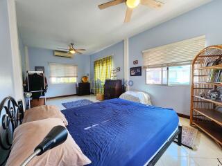 3 Bedrooms House in Pattaya Park Hill North Pattaya H011716