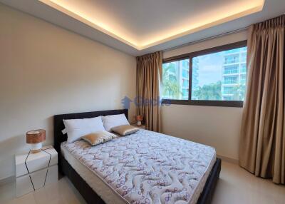 2 Bedrooms Condo in Club Royal Wongamat C011717