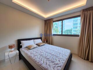 2 Bedrooms Condo in Club Royal Wongamat C011717